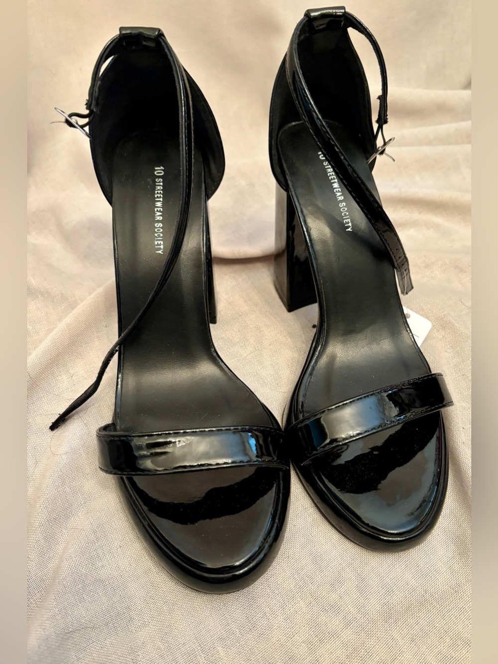 Streetwear Society Glossy Black Patent Block-Heel Sandals - Size 10
